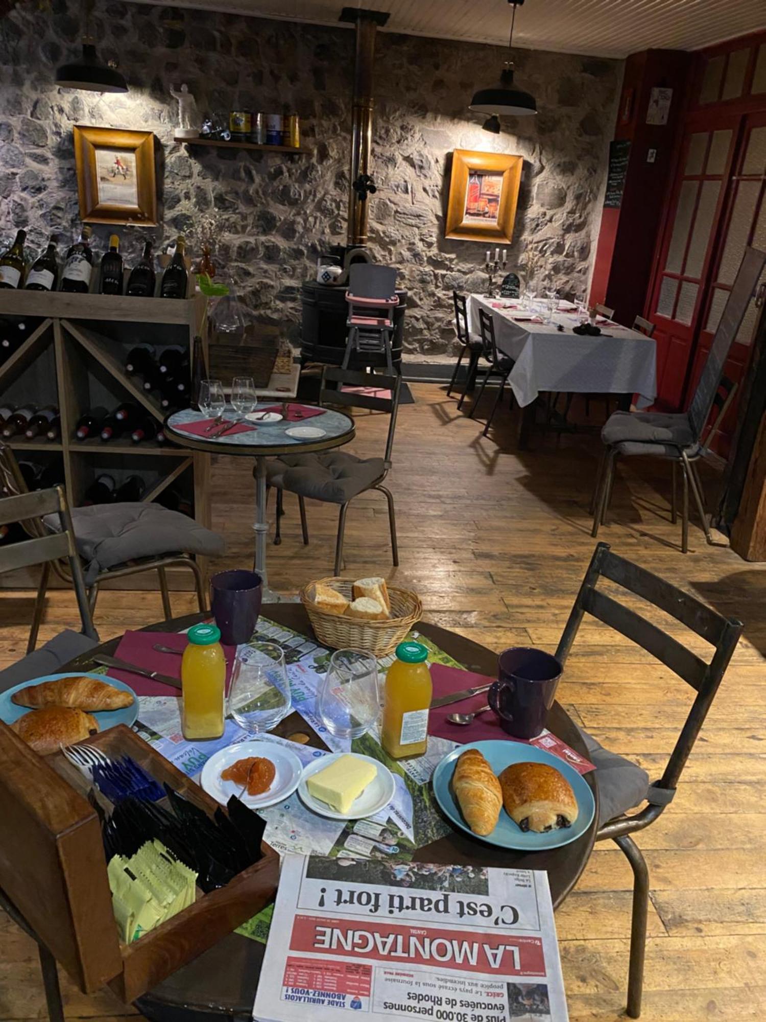 Charmant Appartement Au Coeur Des Volcans D Auvergne 米拉 外观 照片