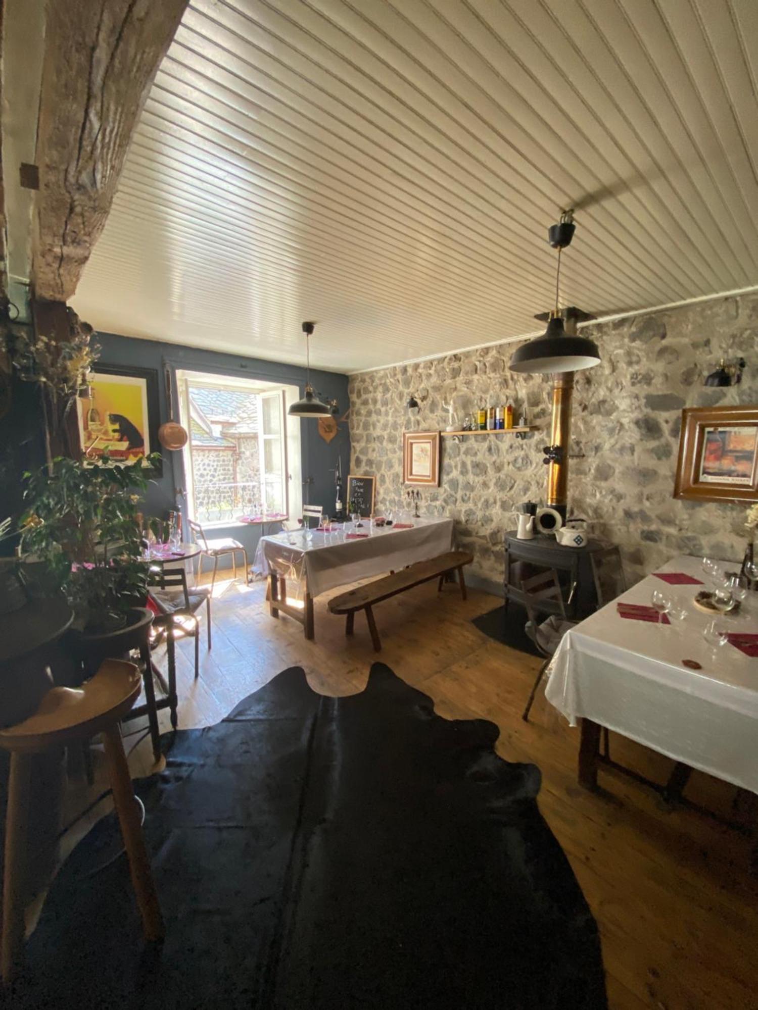 Charmant Appartement Au Coeur Des Volcans D Auvergne 米拉 外观 照片